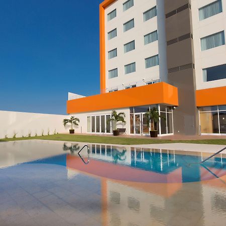 Hampton Inn & Suites By Hilton Paraíso Exterior foto